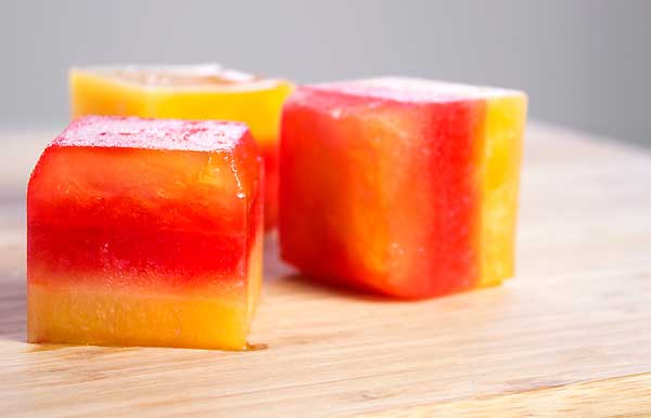 طرز تهیه آبمیوه یخی آلبالو - فروشگاه اینترنتی اندیشه سبز
